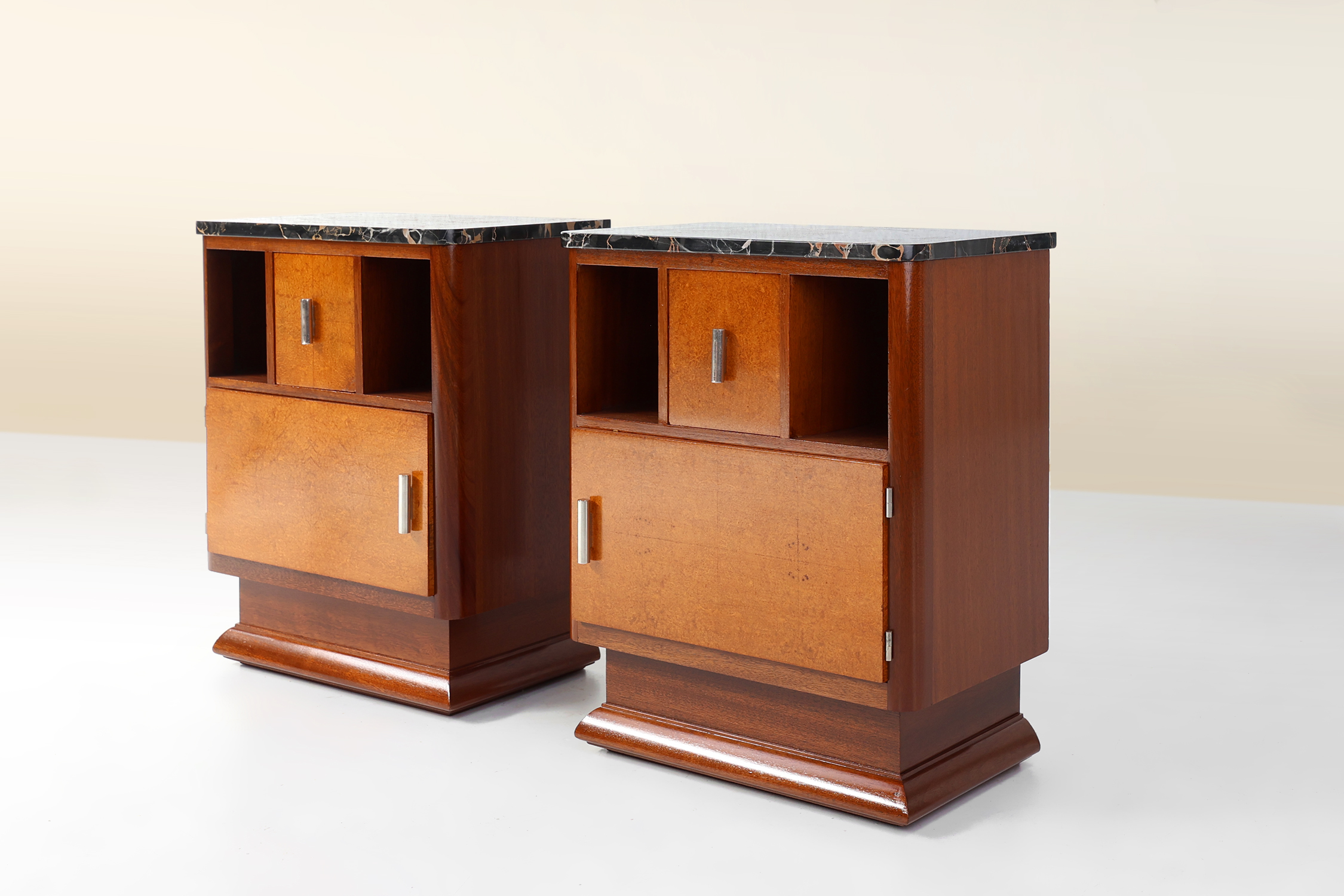 Pair of French Art Deco nightstand with stunning marble tops, 1920sthumbnail